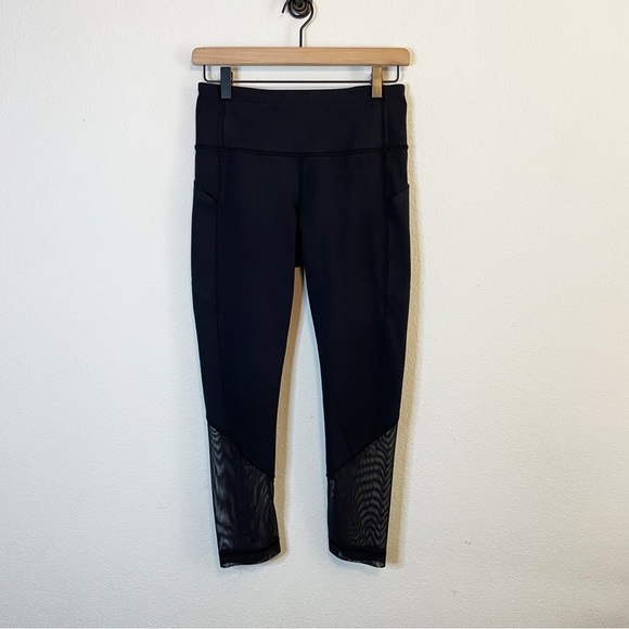 Lululemon Black Wunder Under Cropped 21” Mesh Bottom Leggings Size 6 - Picture 1 of 8